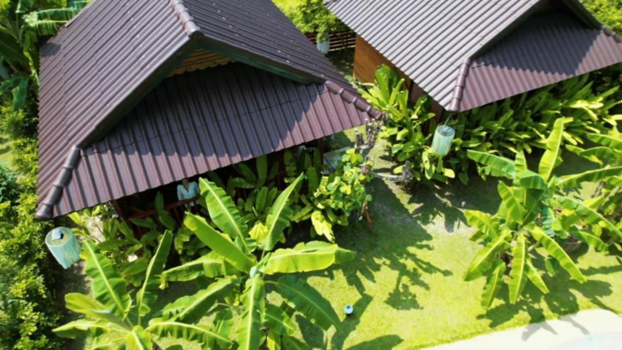 مبيت وإفطار شاطئ مينام Samui Blue Bird المظهر الخارجي الصورة
